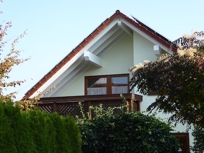 Studio-Wohnung mit großem Balkon und schöner Aussicht