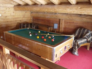 Mezzanine with Pool Table