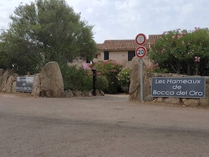 Entrée de la résidence