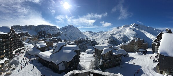 VUE DU BALCON