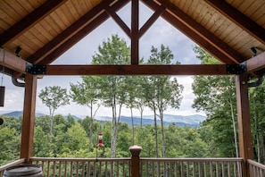 Incredible Mountain Views from the Covered Porch