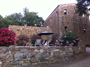 Anciens moulins à farine et à huile du 18ème siècle restaurés