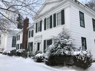 Stately Cozy Catskills Village Home - ENTIRE HOUSE