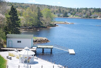 Oceanside Retreat  Hubbards Nova Scotia