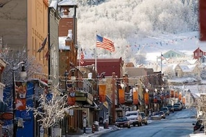 Snow and ski sports