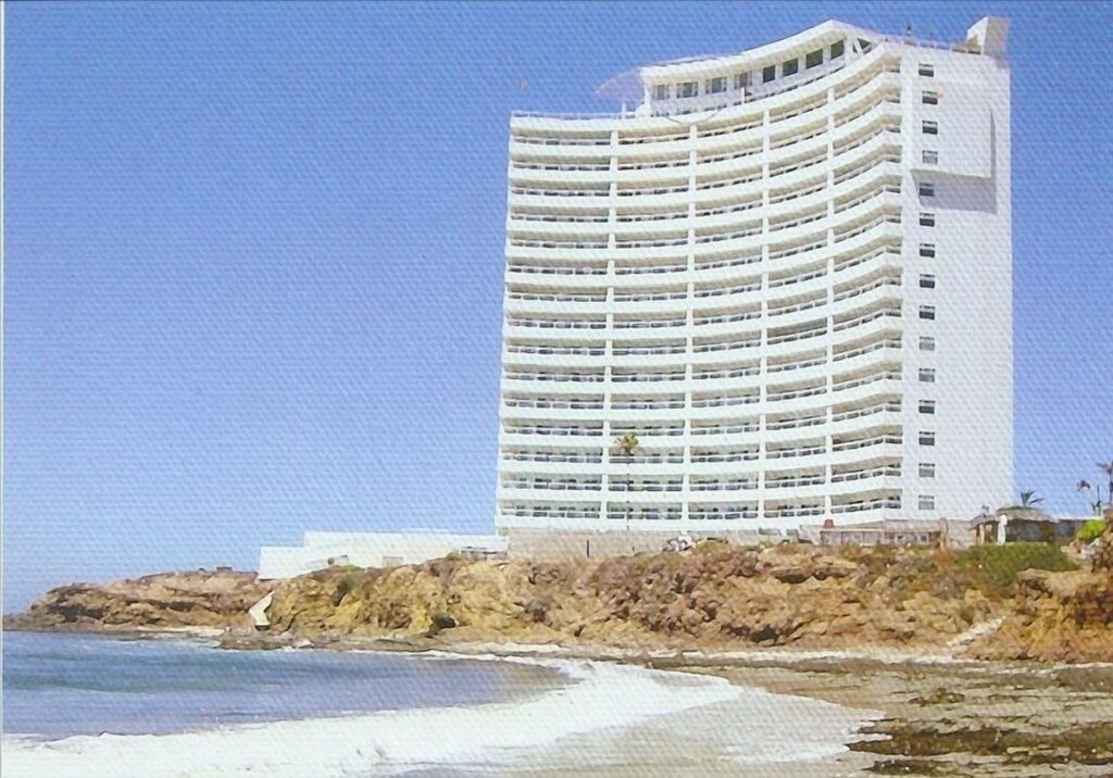 Luxury 2 Bedroom Beachfront Condo at Las Palmas Condominiums. Rosarito