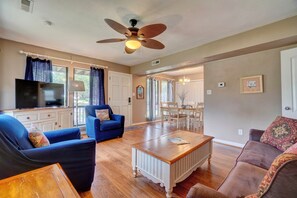 2265:  Living Area of Completely Remodeled Front Unit. 