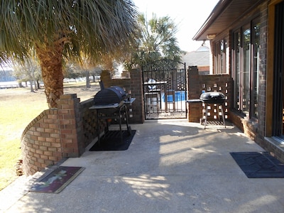 True Deep Water***Pool***Private Dock***Sandy Beach