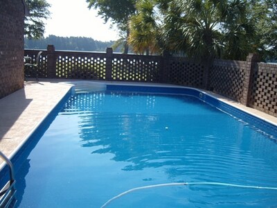 True Deep Water***Pool***Private Dock***Sandy Beach