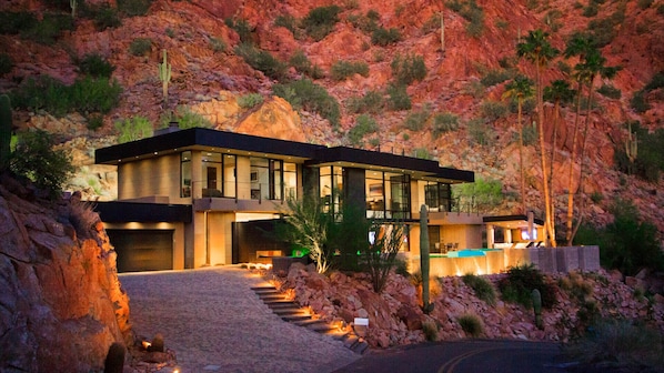 Camelback Retreat sits on Camelback Mountain w/ amazing city & mountain views