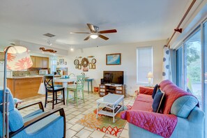 Open concept Living room