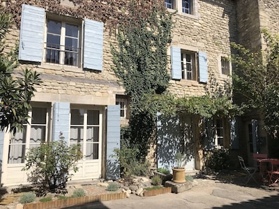 Rose Cottage, Rue Cilly, Saignon
