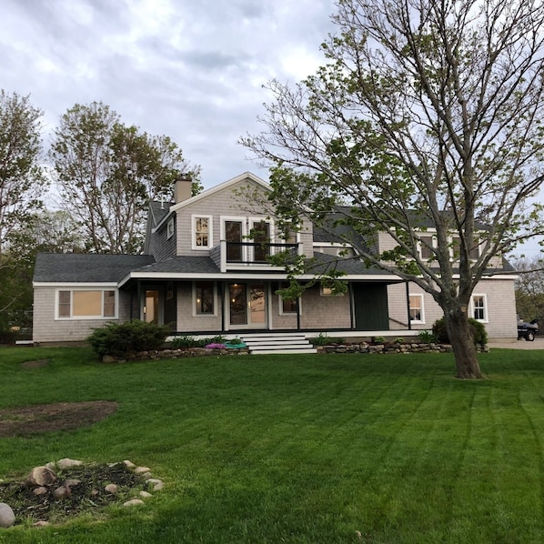 House faces the marsh and ocean