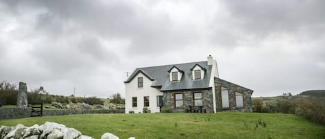 Gentian Cottage on an Irish day