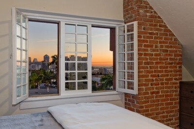 Amazing views from Zen Penthouse next to the Convention Center and Little Italy