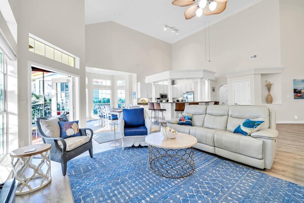 Welcome Home to "Loves' Villa" in Sandestin Beach Resort!