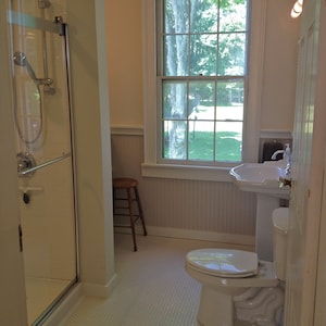 Serene Two Bedroom Suite To Rent In Historic Home