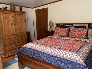 Guest  bedroom in main house (queen bed)