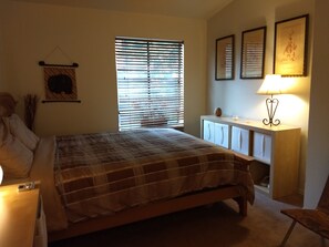 Master Bed - light and airy