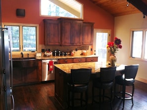 Kitchen Island area, makes for a great buffet for large groups.