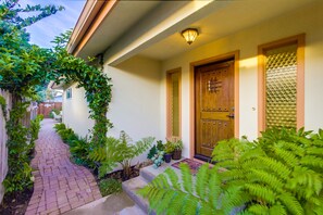 Welcome to Melaleuca, your beautiful home away from home in Morro Bay