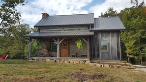 Antique log cabin built in early 1800's restored with all modern amenities 