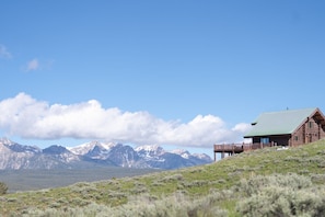 Private setting with views in every direction 