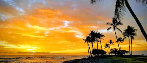 Gorgeous sunset from our nearby beach! Grab a chair and a drink and enjoy!