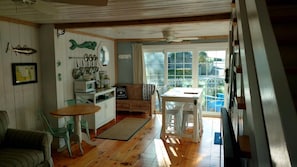 Open floor plan with seating for 6 in kitchen.