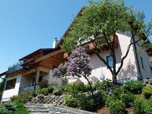Hönegger, Haus