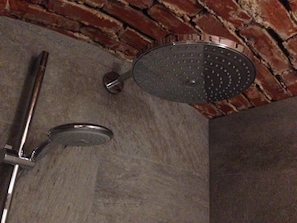 Hand-held showerhead