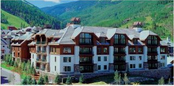 Hyatt Mountain Lodge in the heart of Beaver Creek Village