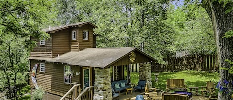 Walnut Cabin