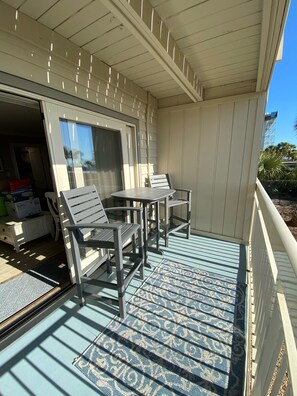 Luxurious chairs and table on the balcony