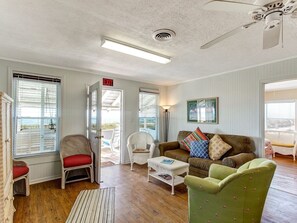 Cozy and cute living room