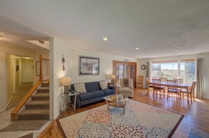 17405 Pacific Way, LB_7
