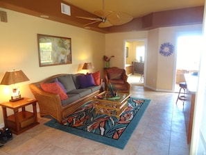 Looking toward the master bedroom and lanai that face the ocean.
