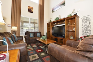 This villa has a total of 6 bedrooms.