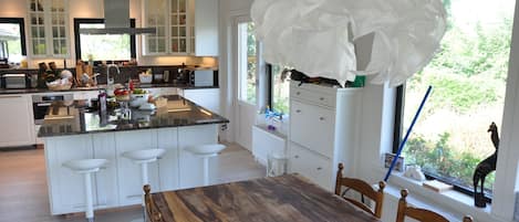 Open kitchen with large kitchen island