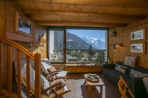 Bright and comfortable interior