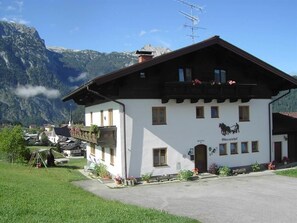 Esterni