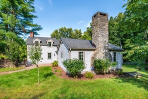 Stand alone cottage on lush grounds.