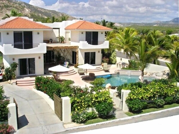 Our Villa w/ Large Private Pool/Spa 