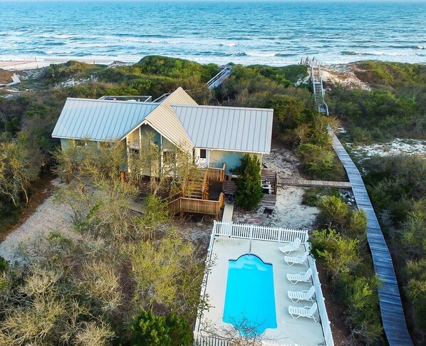 Sea Dunes is a beautiful beachfront home in the exclusive Plantation on SGI