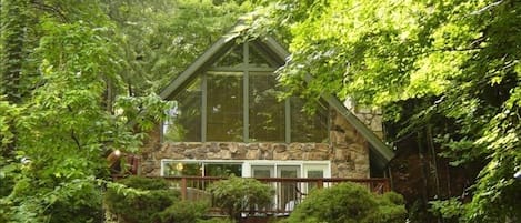 Lover's Loft - Only 4 minutes from downtown Gatlinburg/National Park