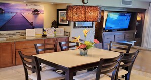 Dining room seats a total of 9 (including 3 counter height bar stools) - wow !!