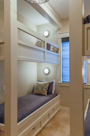 Custom bunk room, 2 sets of twins, deck area