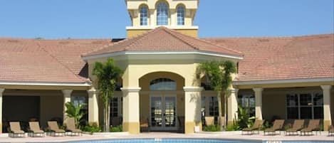 Clubhouse Pool