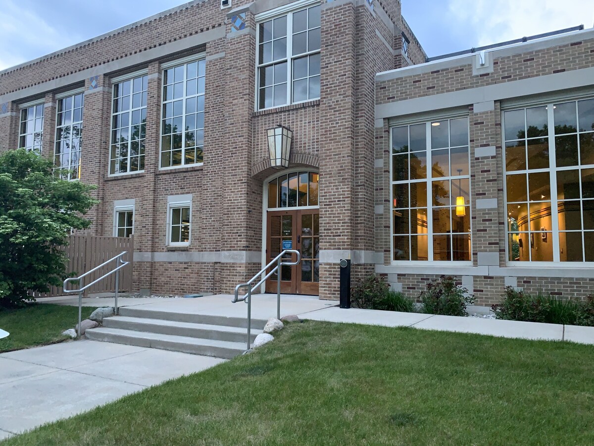 Main Image