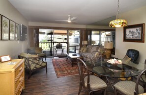 Living and dining room looking out towards lanai